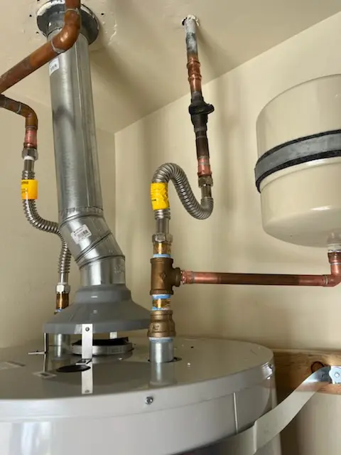 Water heater installation and plumbing repair in Pleasant Hill
